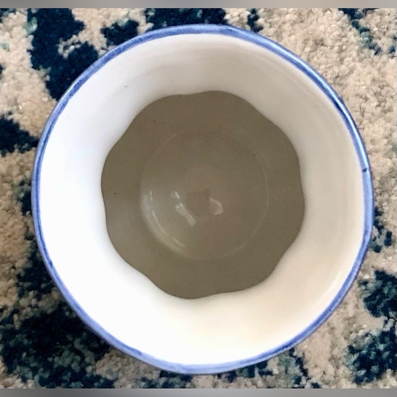 Sonoma Home Goods Blue and White Flower Vase - Picture 4 of 6